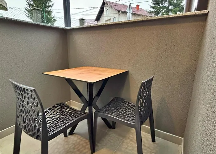 Ilidza - Pejton - Free Parking דירה