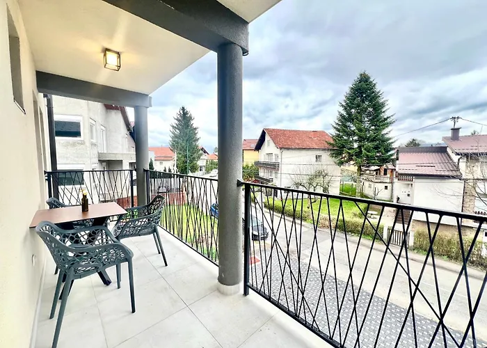 Ilidza - Pejton - Free Parking דירה *