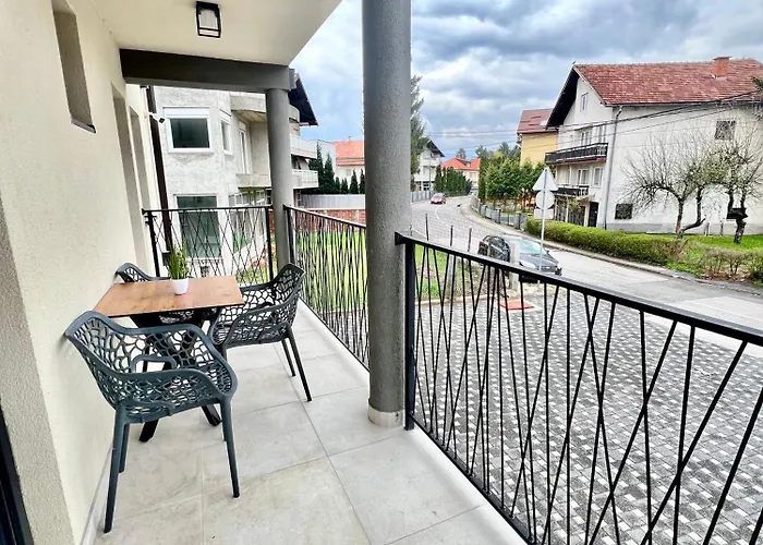 Ilidza - Pejton - Free Parking דירה